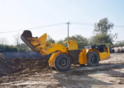 скрепер: землеройно-транспортная техника